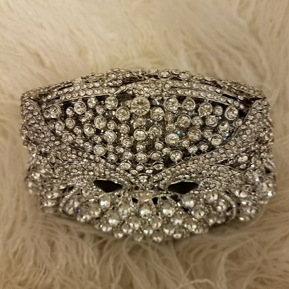 Celebrity Glam Festive Clutch